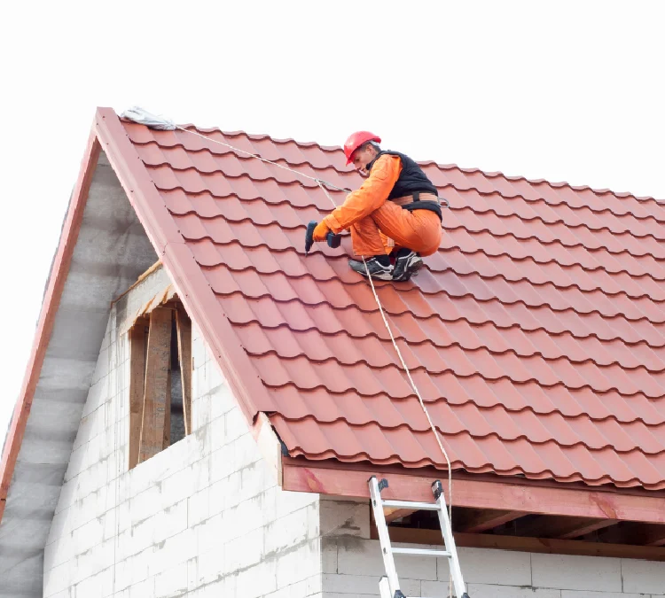 Warning Signs Your Massachusetts Roof Needs Replacing